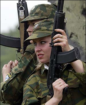 military_woman_russia_army.jpg